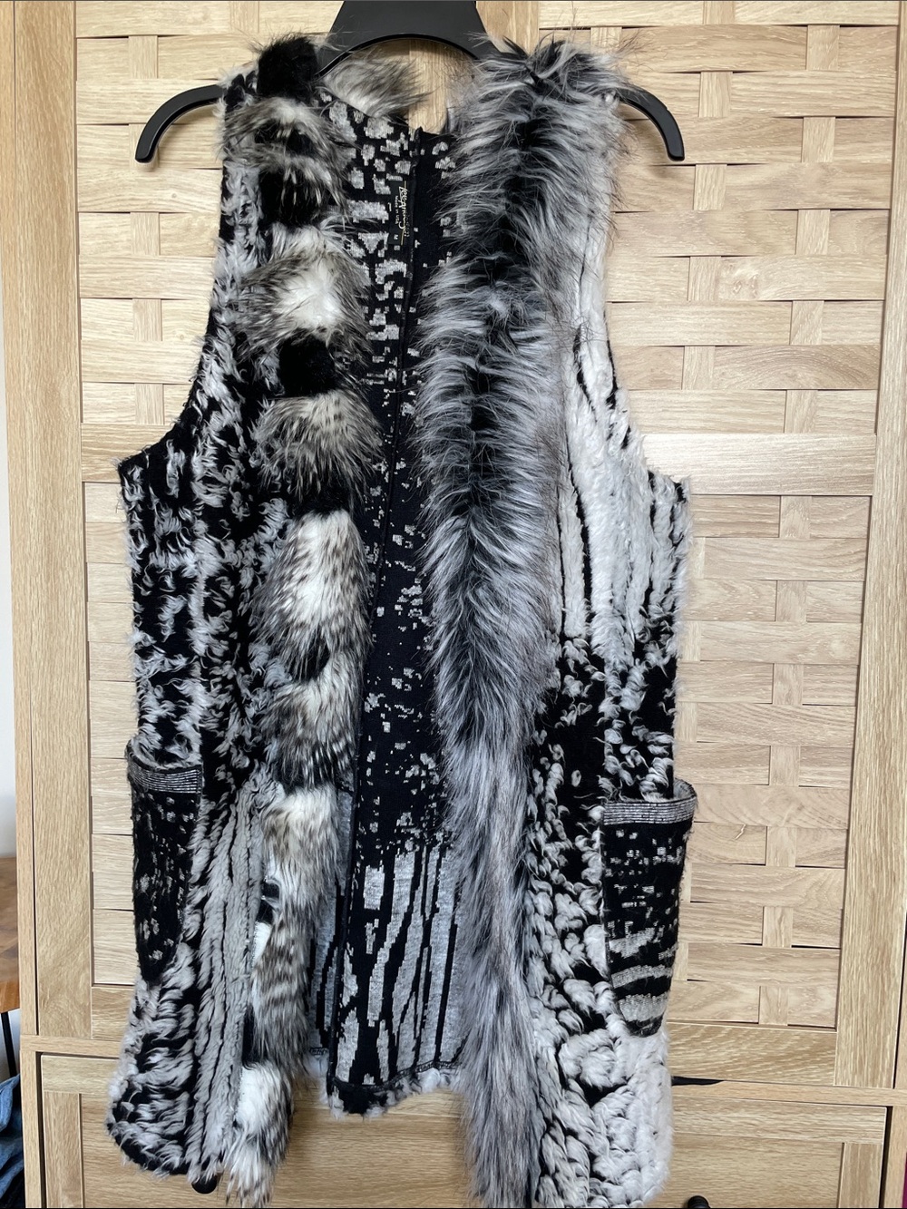 Women’s Faux Fur Open-Front Vest in Black & Gray